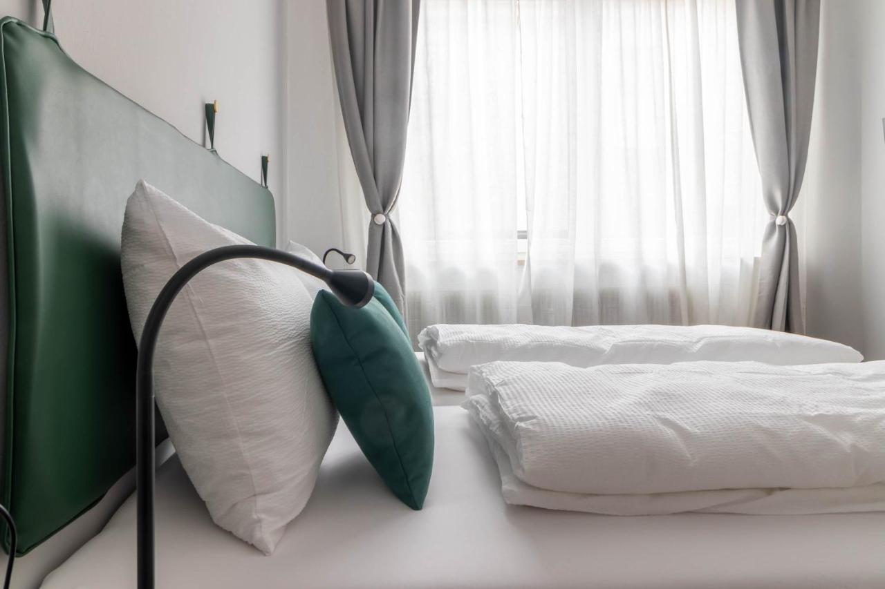 Apartments Iris Мерано Екстер'єр фото
